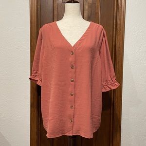 NWOT Como Vintage Blush Button Down Top Sz. 1X